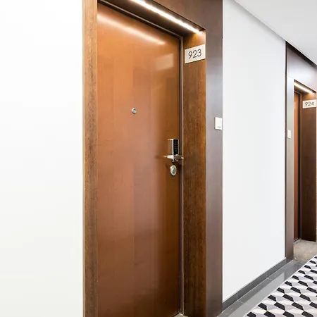 Comfort By Bookinghost * 바르샤바