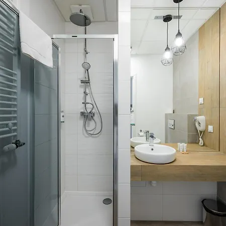 Comfort By Bookinghost 바르샤바