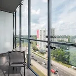 Comfort By Bookinghost Apartment *