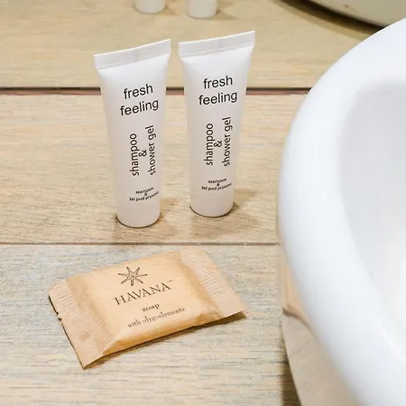 Comfort By Bookinghost Apartment *