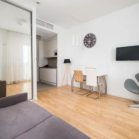 Apartament Comfort By Bookinghost *