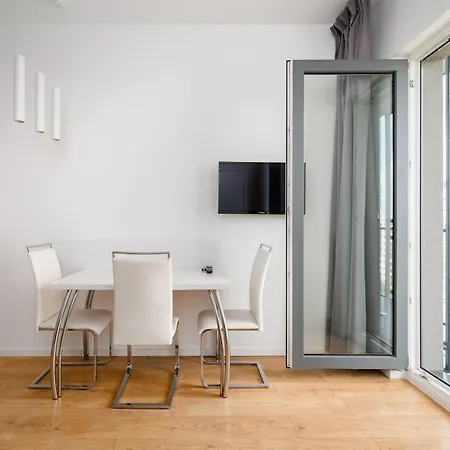 Apartament Comfort By Bookinghost