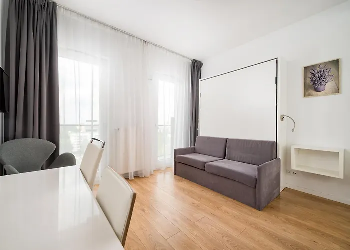 Comfort By Bookinghost