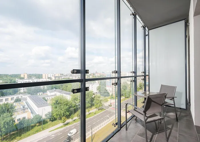 Comfort By Bookinghost شقة وارسو