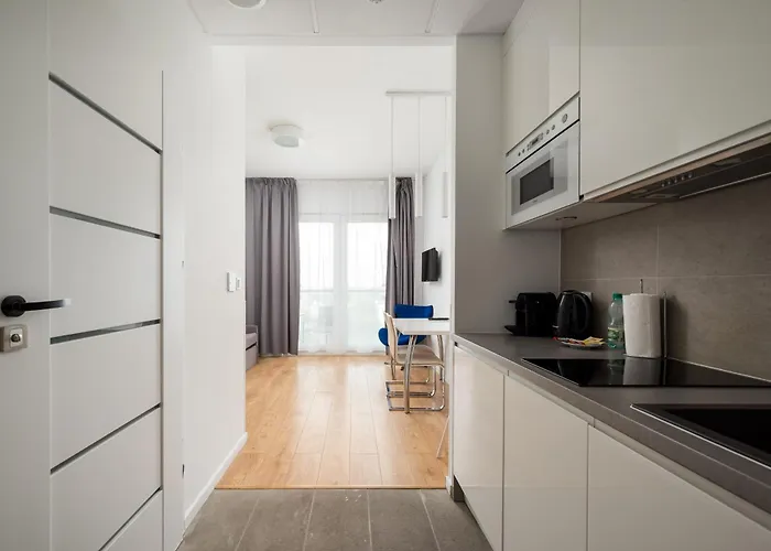 شقة Comfort By Bookinghost وارسو