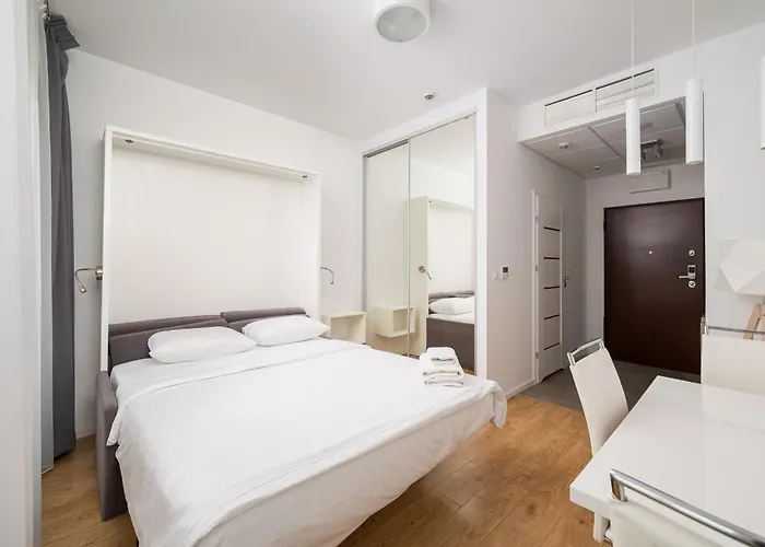 Comfort By Bookinghost شقة