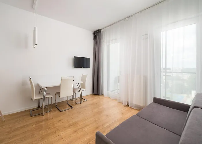 Comfort By Bookinghost *