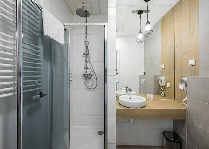 Comfort By Bookinghost وارسو